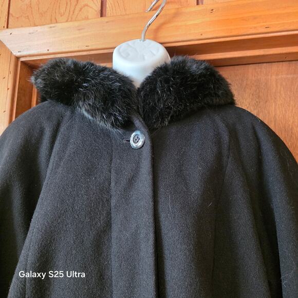 EUC vintage 80s 90s Donnybrook, fur trimmed hood, aline wool coat sz 12p - Picture 4 of 6